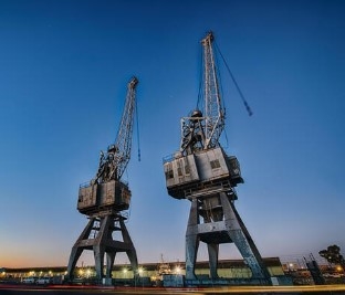 Gemi inşaatı ve onarım için dok vinci Gemicilik liman vinçleri Kapasite 5 t -40 t